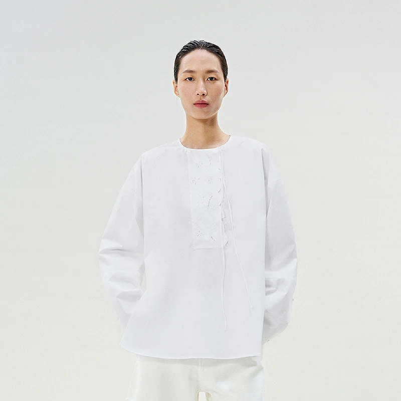 【商场同款/精工系列】LESS2025春新款长绒棉绣花衬衫女2P2212830