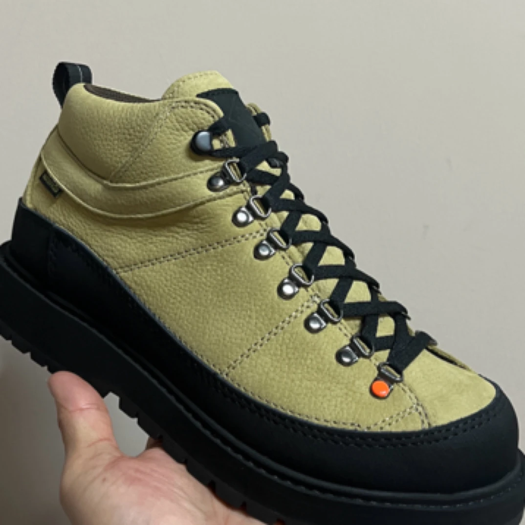 户外登山徒步防水鞋男士舒适百搭透气耐磨真皮