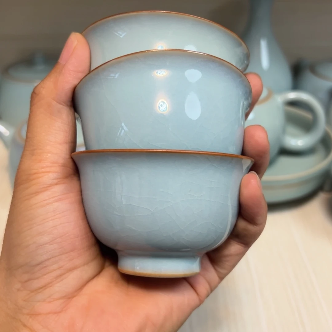 雨**语天青色小压手杯微瑕