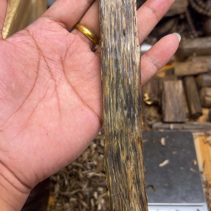 沉香碎屑沉香19.9克