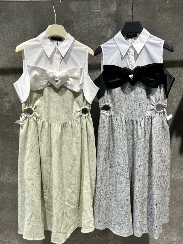 【Ann.G】Q100302 春夏设计款爱心装饰连衣裙