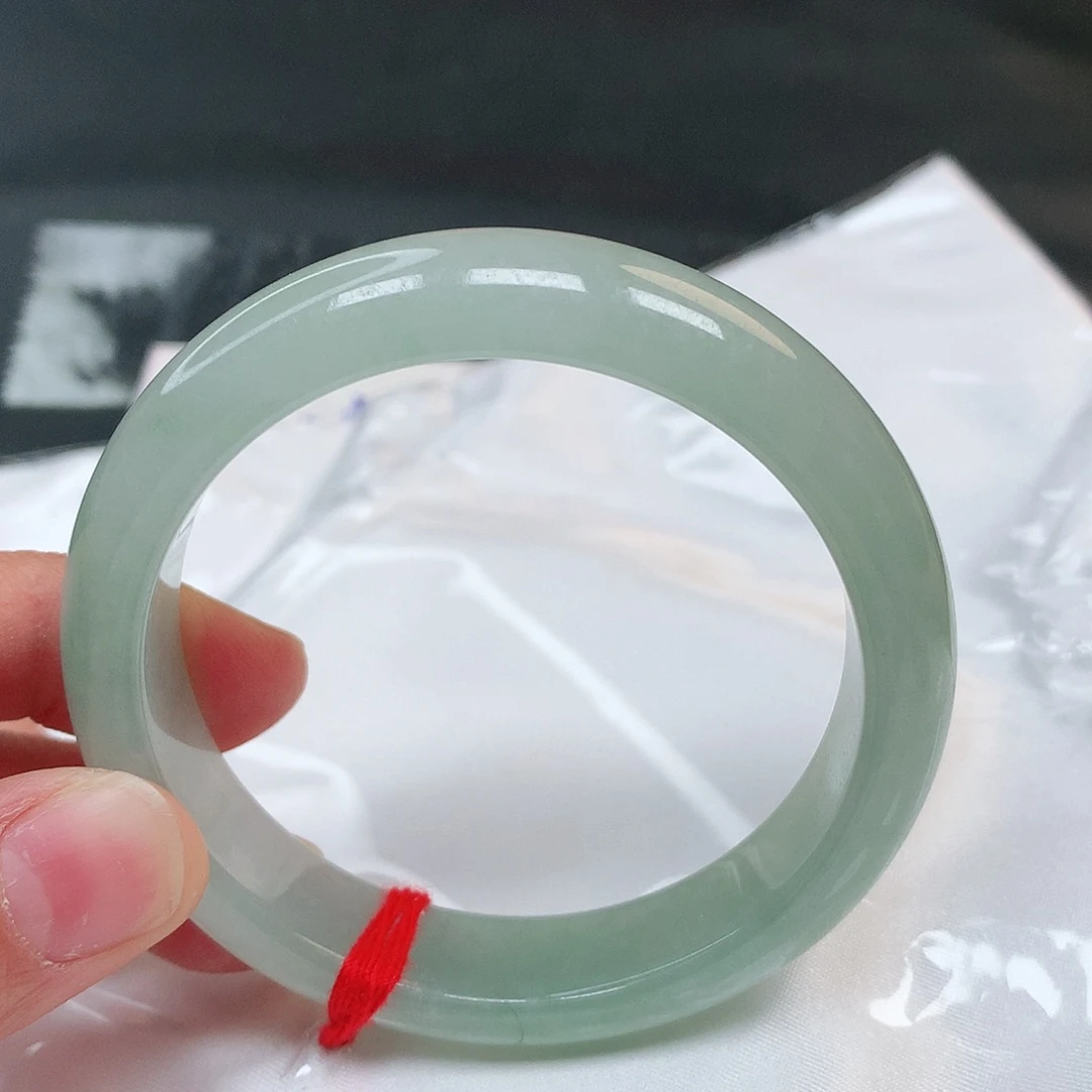 翡翠手镯未镶嵌228号