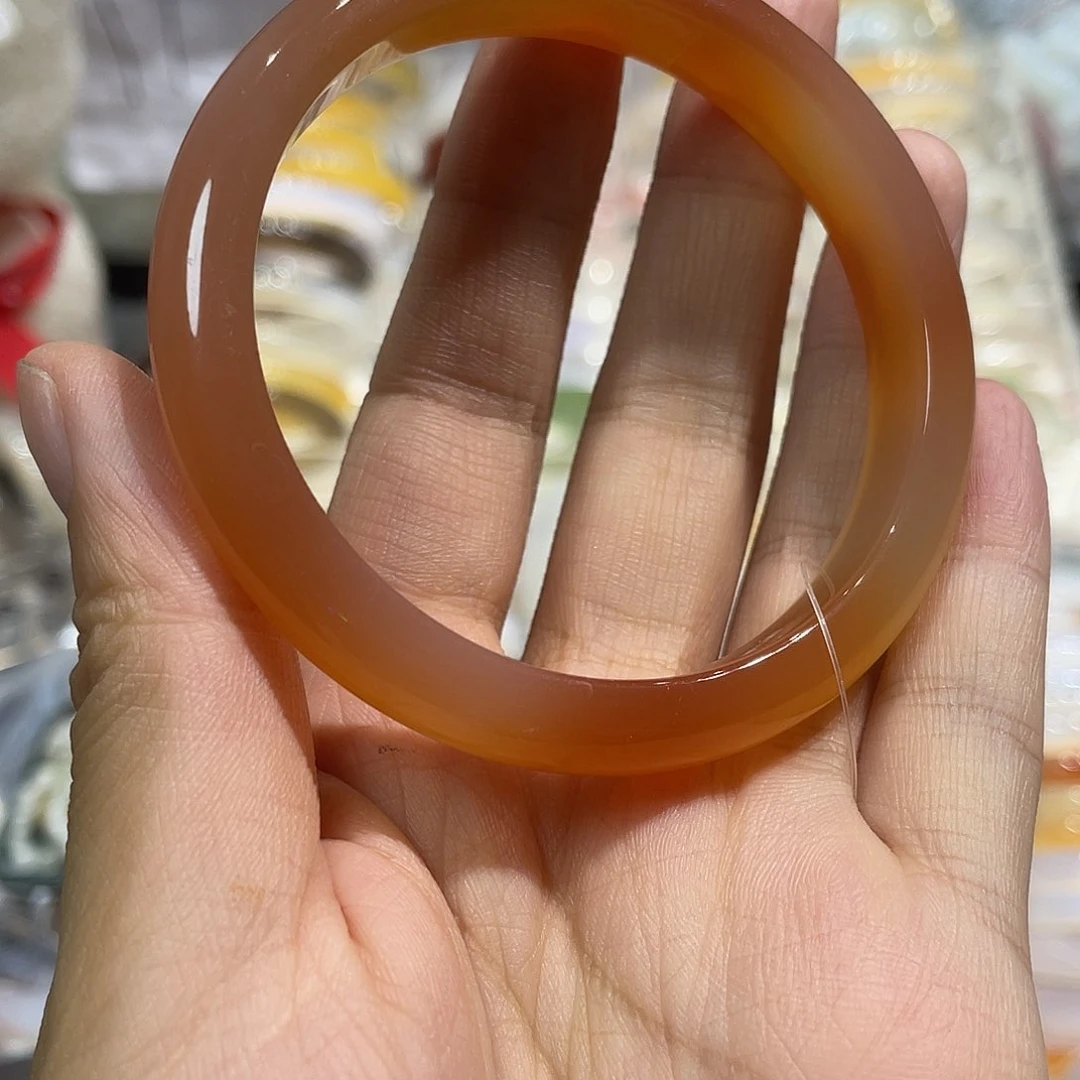 玛瑙/玉髓手镯未镶嵌✿****o57