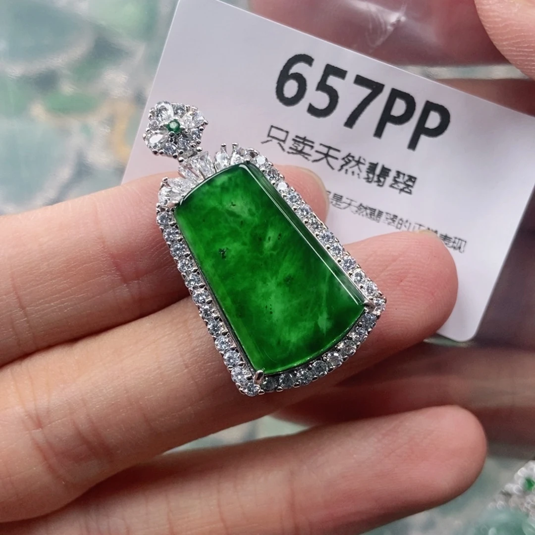 【闪购商品】颈饰未镶嵌翡翠