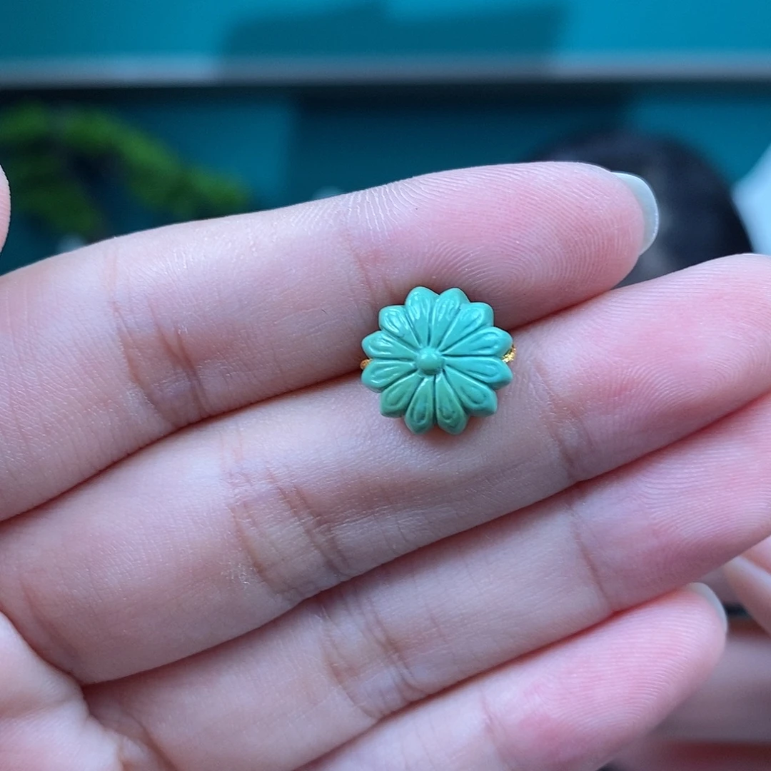 未镶嵌绿松石珠宝奇石