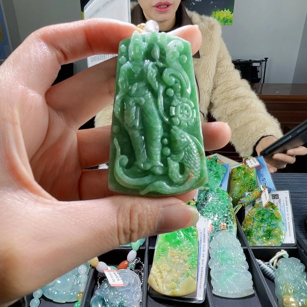 颈饰未镶嵌翡翠翡翠