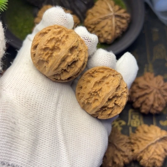 ღ***࿐吊坠文玩核桃秦岭核桃9