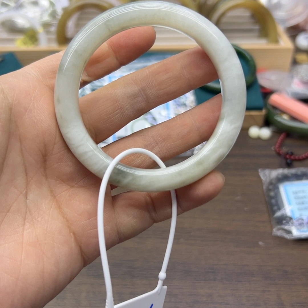 和田玉未镶嵌手镯57.5圈围934