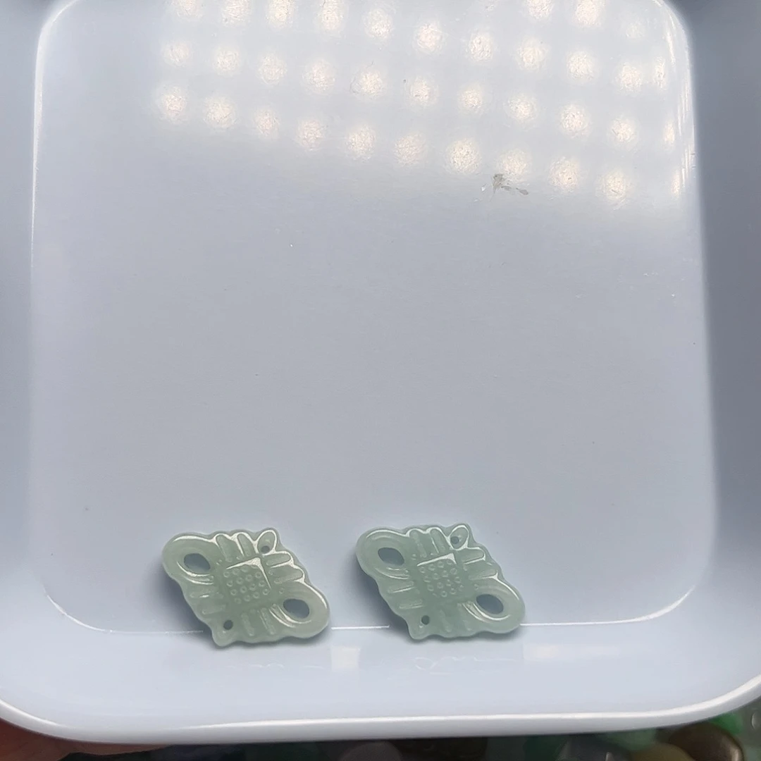 翡翠未镶嵌颈饰天然翡翠