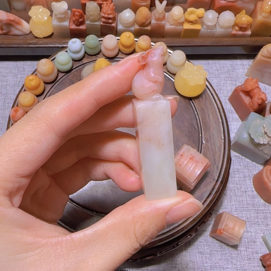 登***高昌化石印石篆刻作品