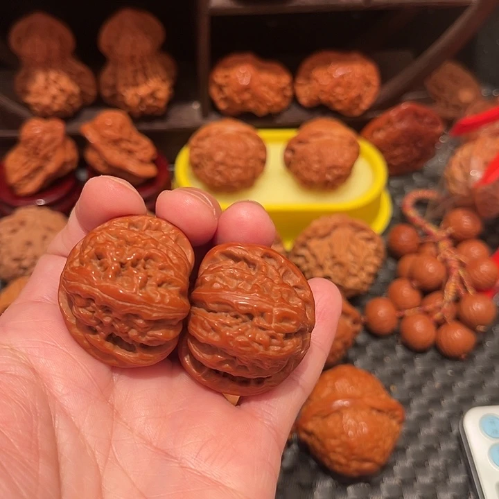 丰***斌把件文玩核桃白狮子