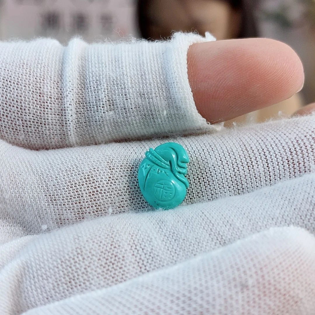 未镶嵌绿松石珠宝奇石