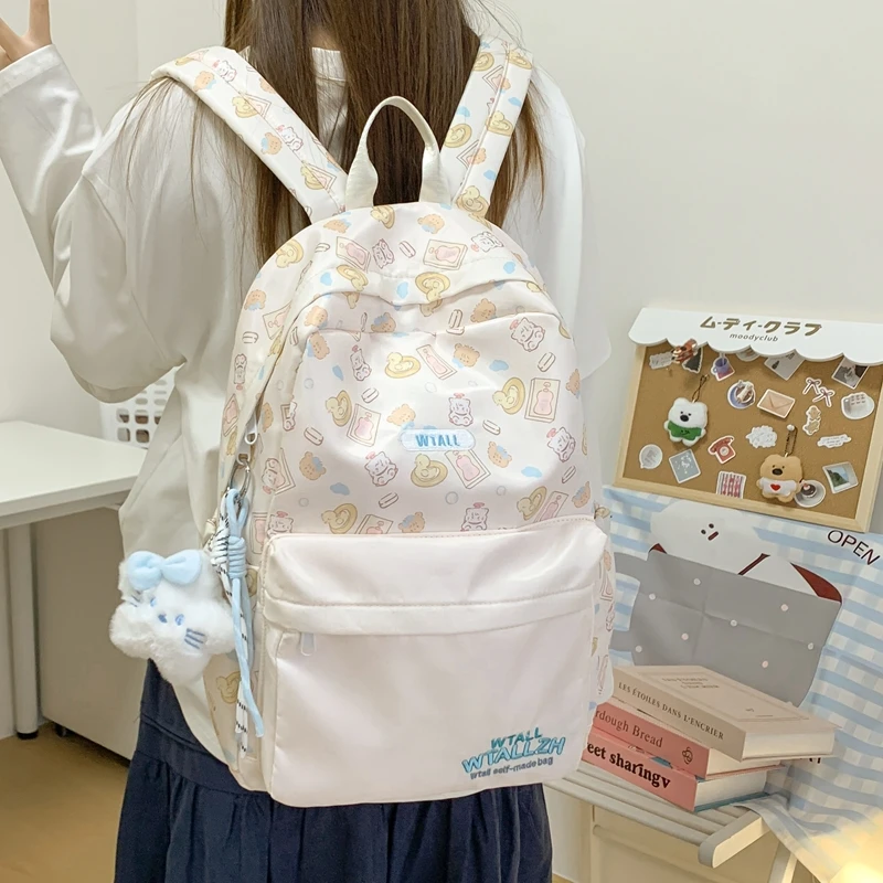 卡通印花双肩包包女款大容量背包旅游登山包轻便大容量上课书包女