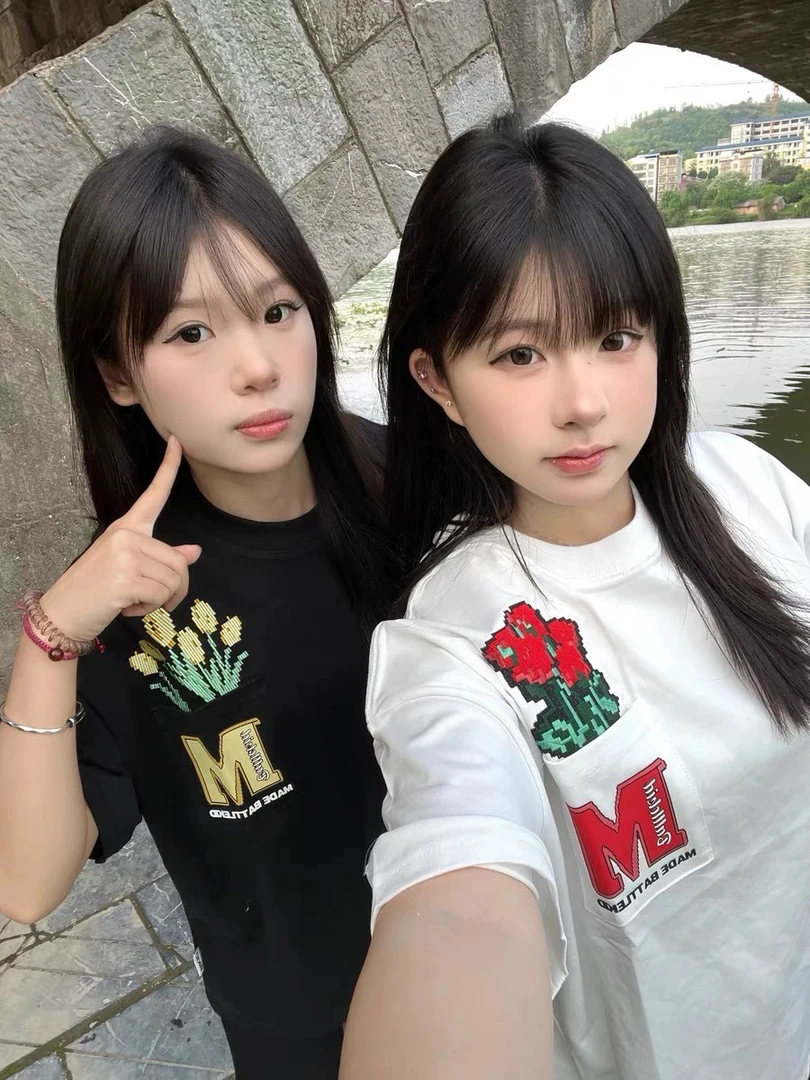 美式复古口袋郁金香像素花刺绣短袖T恤女夏季宽松情侣纯棉上衣ins