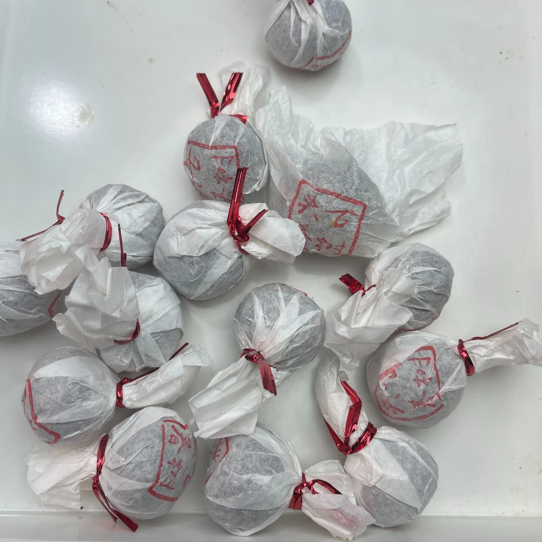 7月13日 19年老曼峨古树普洱茶 生茶龙珠 A068号