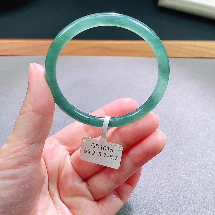 翡翠未镶嵌手镯天然翡翠手镯a货