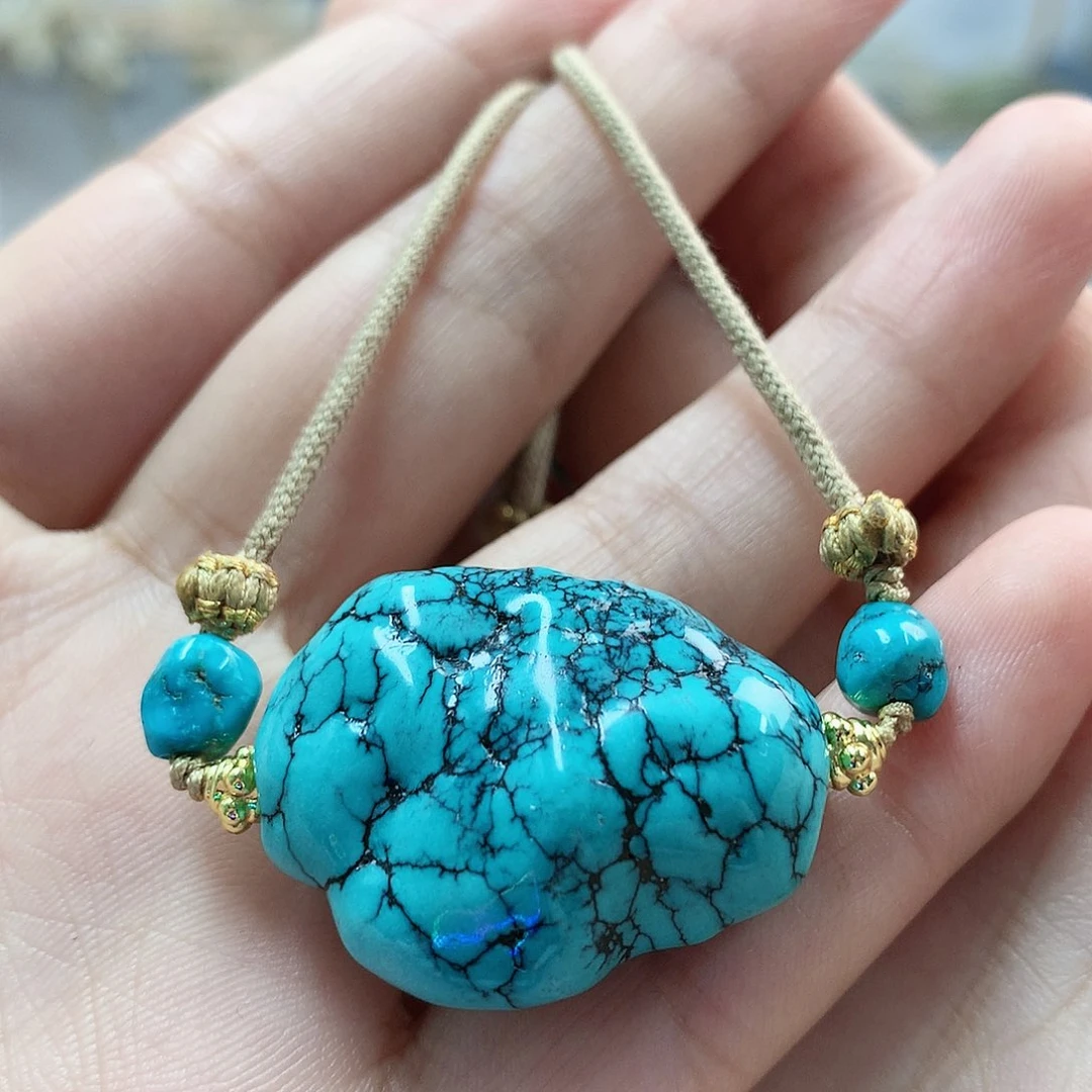 未镶嵌绿松石珠宝奇石