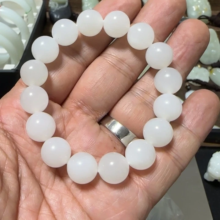 和田玉手串未镶嵌