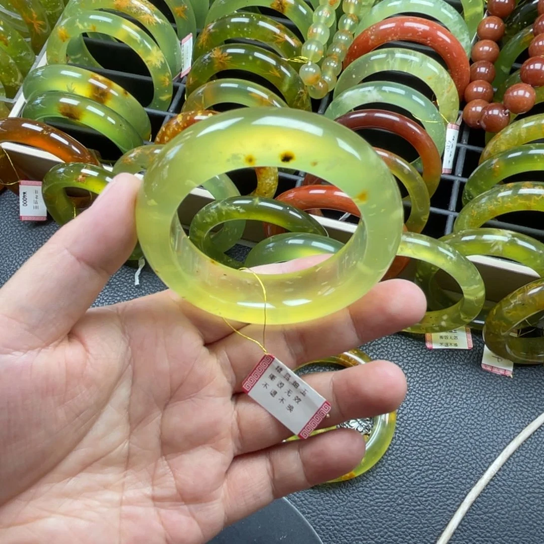 未镶嵌蛇纹石玉手镯有裂手镯特价不退不换