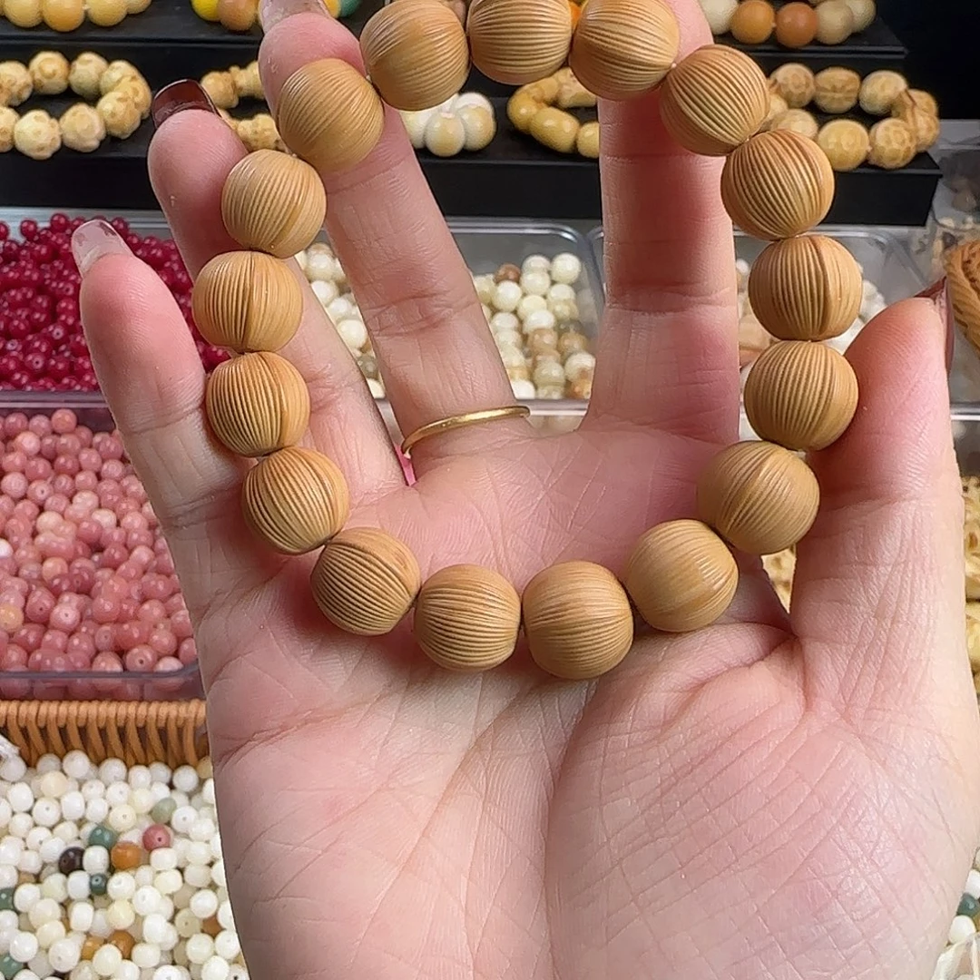 手串菩提根/象牙果卡13猴头拉丝鲨鱼呗1串