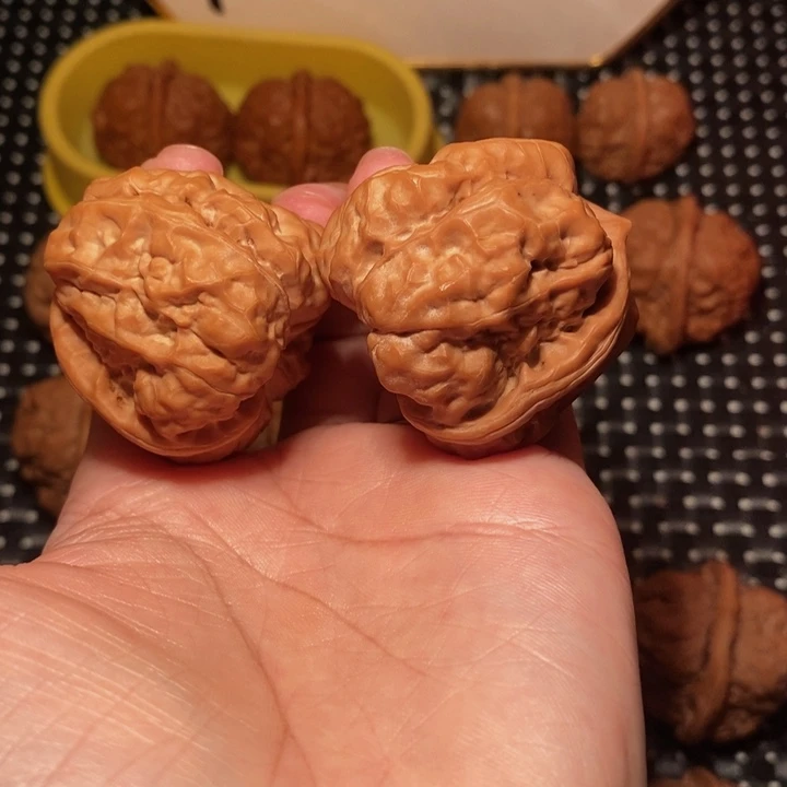 文玩核桃把件四开八腿全品蛙王