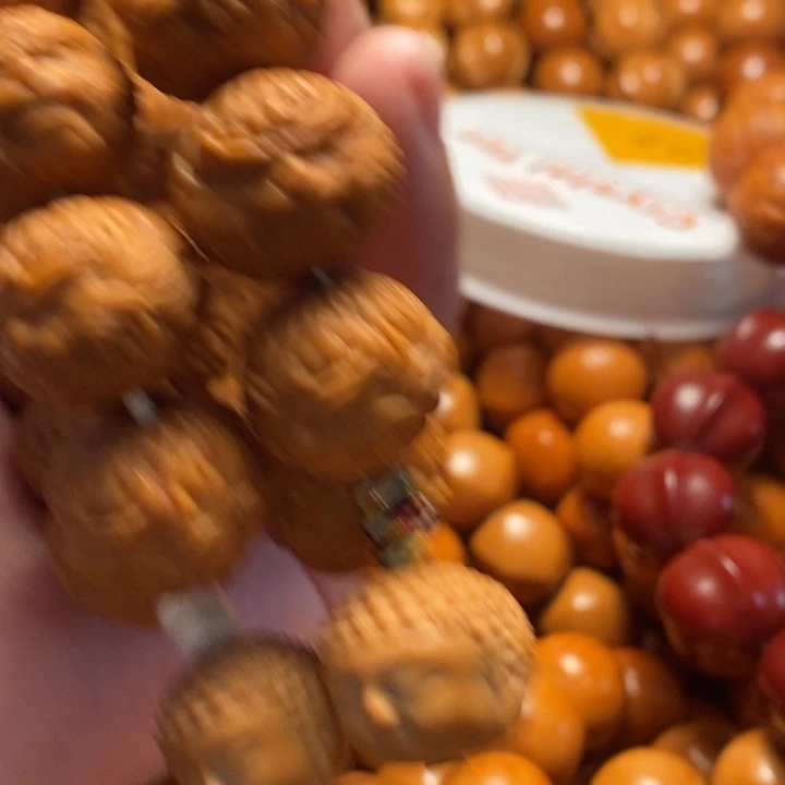 【闪购商品】猴头核桃吊坠潇***叶悟空