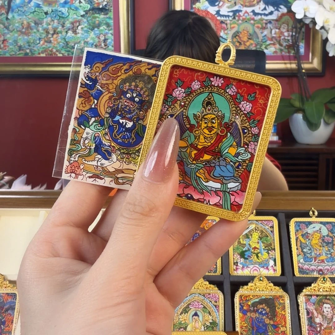 吊坠黄Ｃ大黑手绘成都