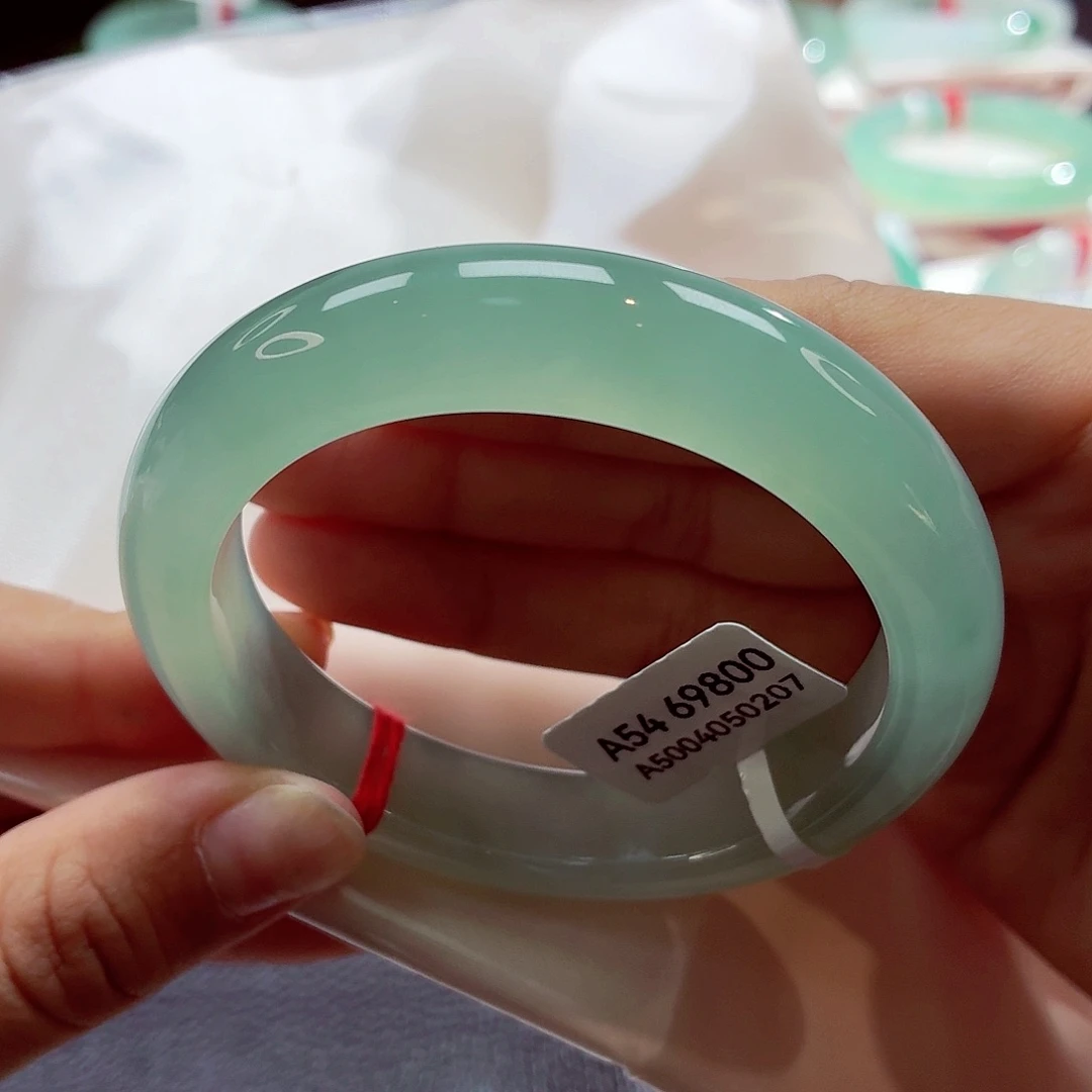 翡翠未镶嵌手镯果冻底起荧光仙女蓝68-11