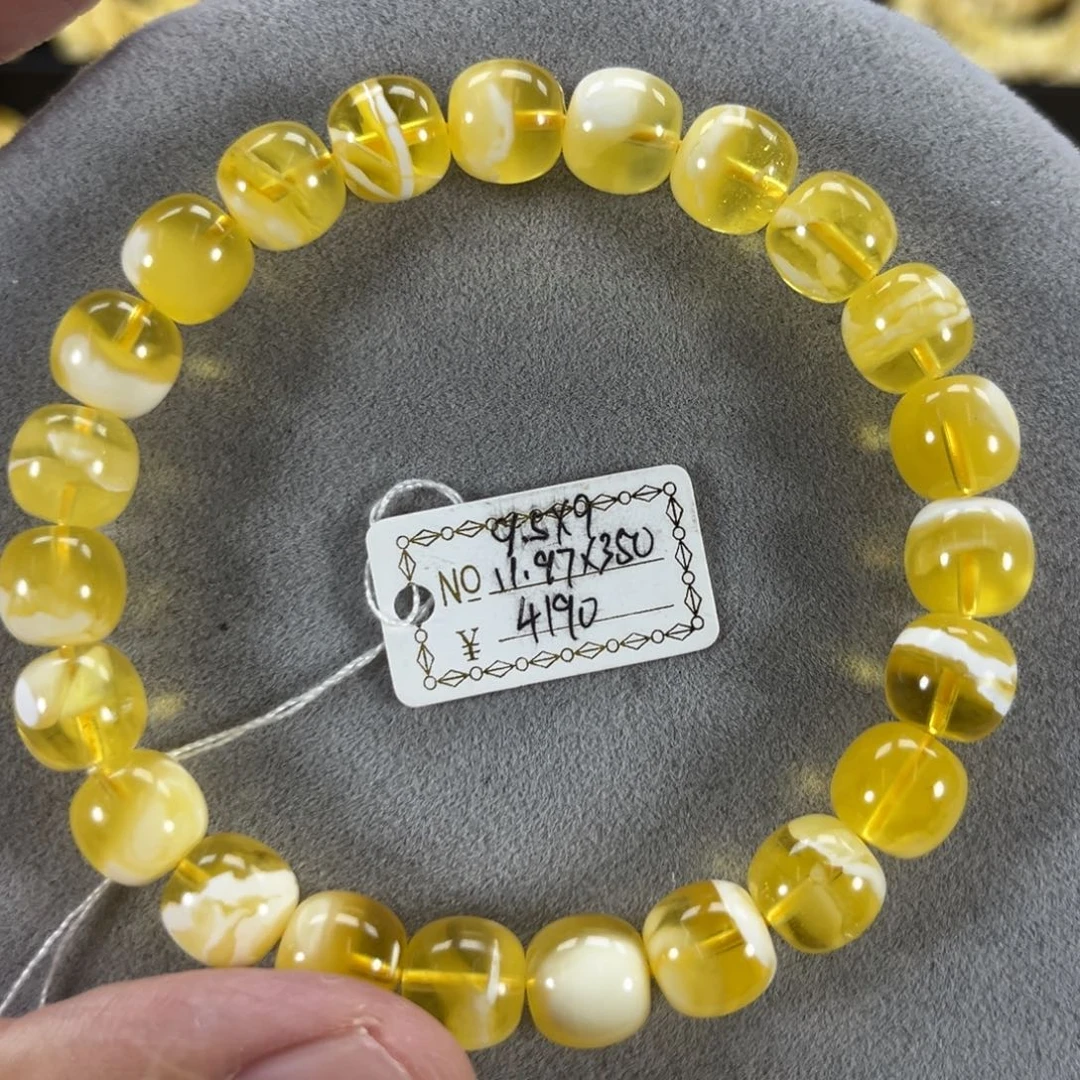 蜜蜡手串未镶嵌纯天然俄料金瓷白