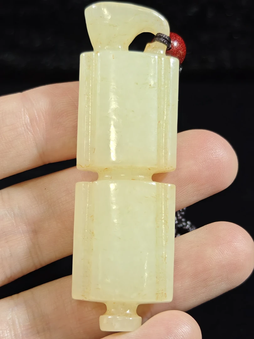 旧藏天然和田玉司南佩汉代辟邪三宝之一寓意吉祥33克68*20*11mm