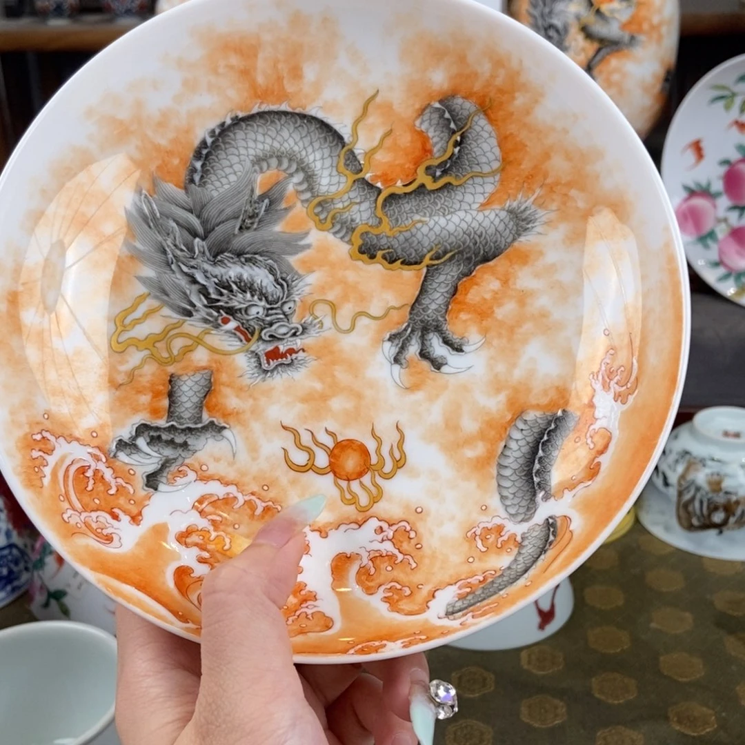 陶瓷艺术家的作品是一