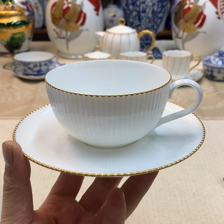 紫砂金瓷阁精品瓷器店