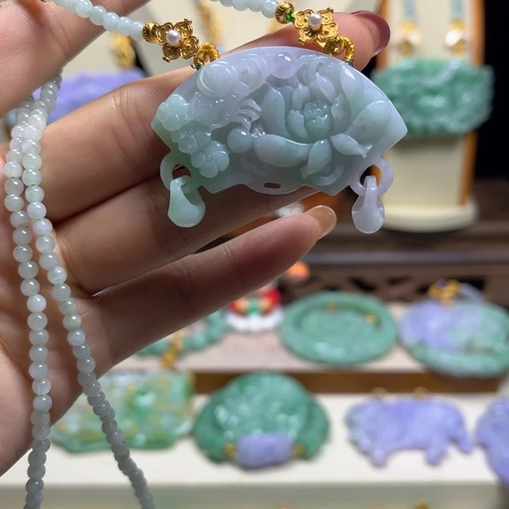 翡翠未镶嵌颈饰天然翡翠