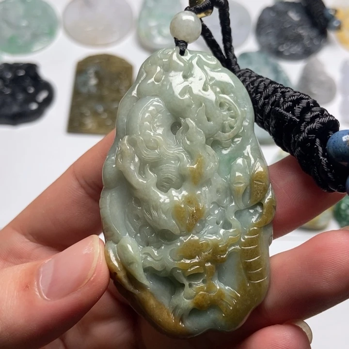 翡翠未镶嵌颈饰龙牌20