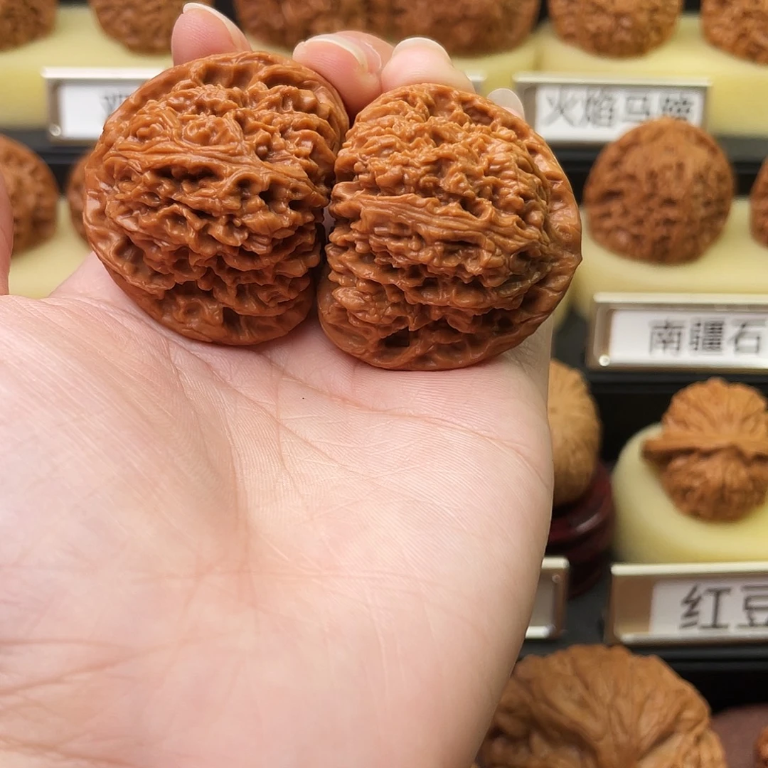 文玩核桃吊坠南疆41尺979