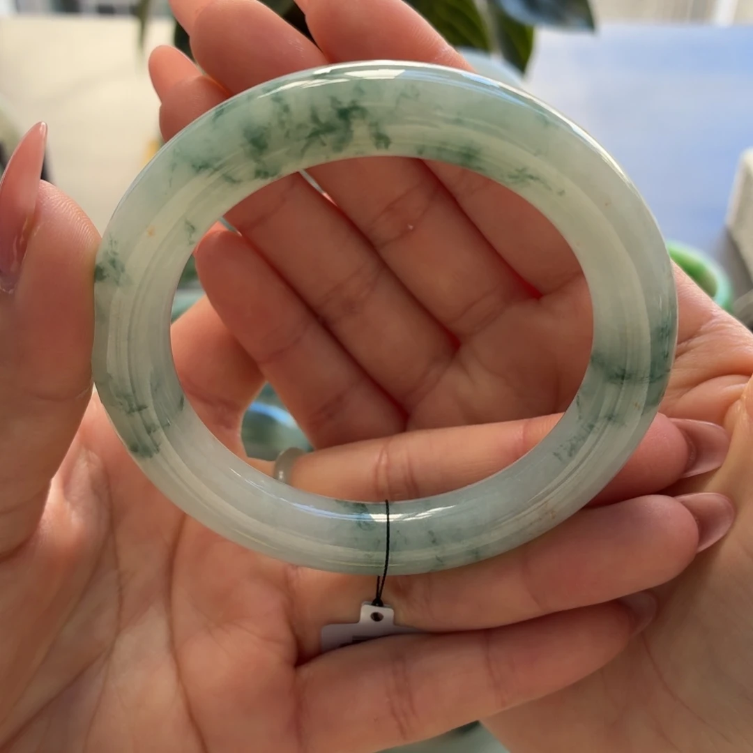 翡翠未镶嵌手镯天然