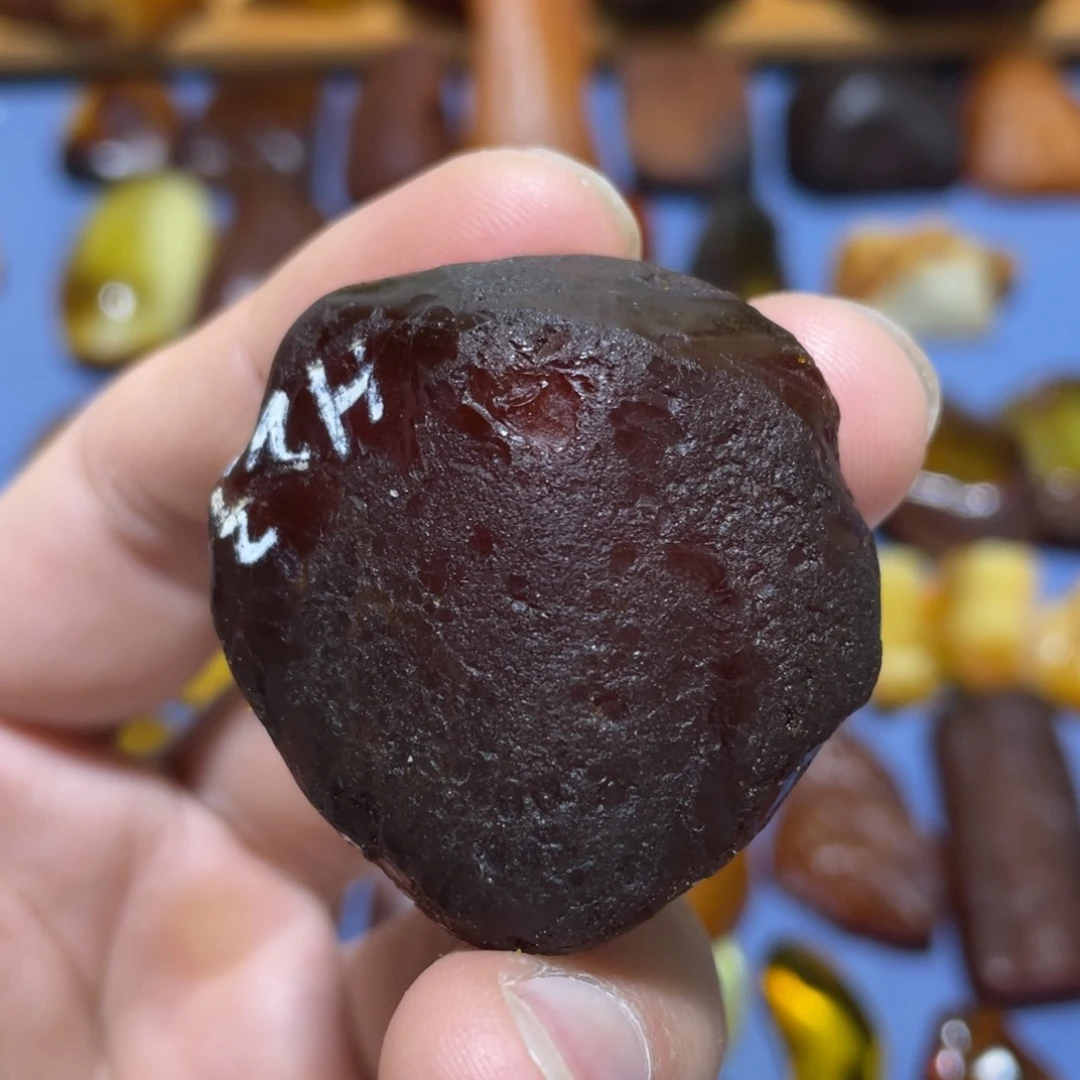 定制琥珀未镶嵌原矿