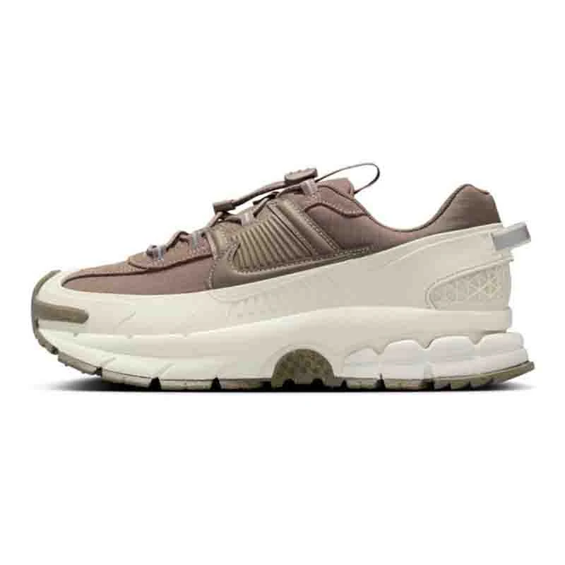 NIKE耐克女鞋W NIKE ZOOM VOMERO ROAM休闲鞋HQ2181-006