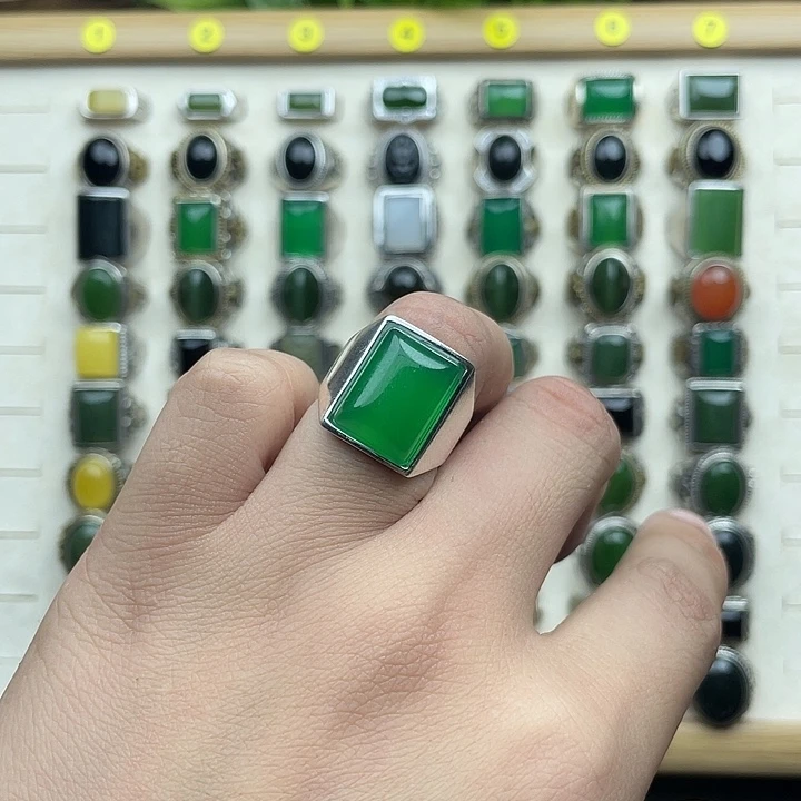 汽***医玛瑙/玉髓银S925镶嵌戒指