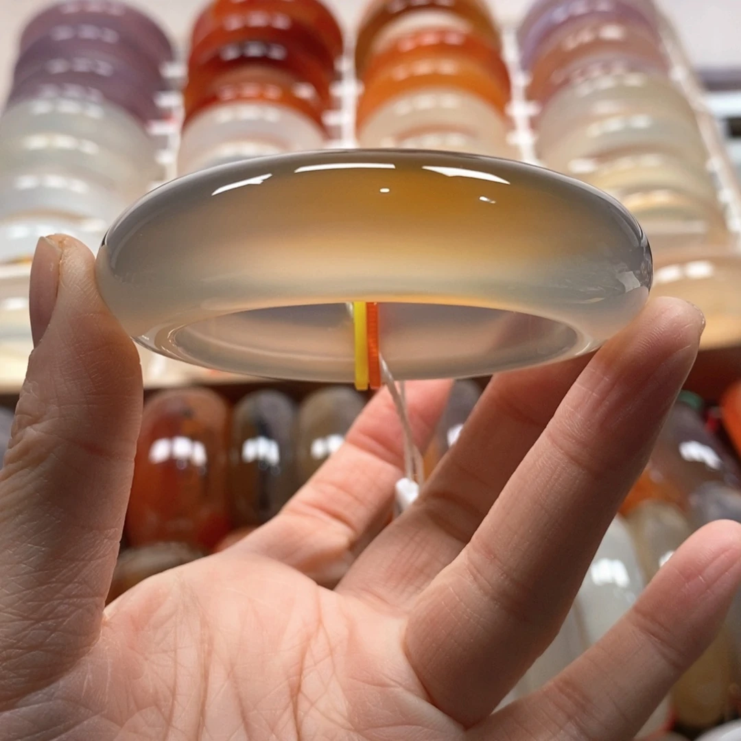 玛瑙/玉髓未镶嵌手镯