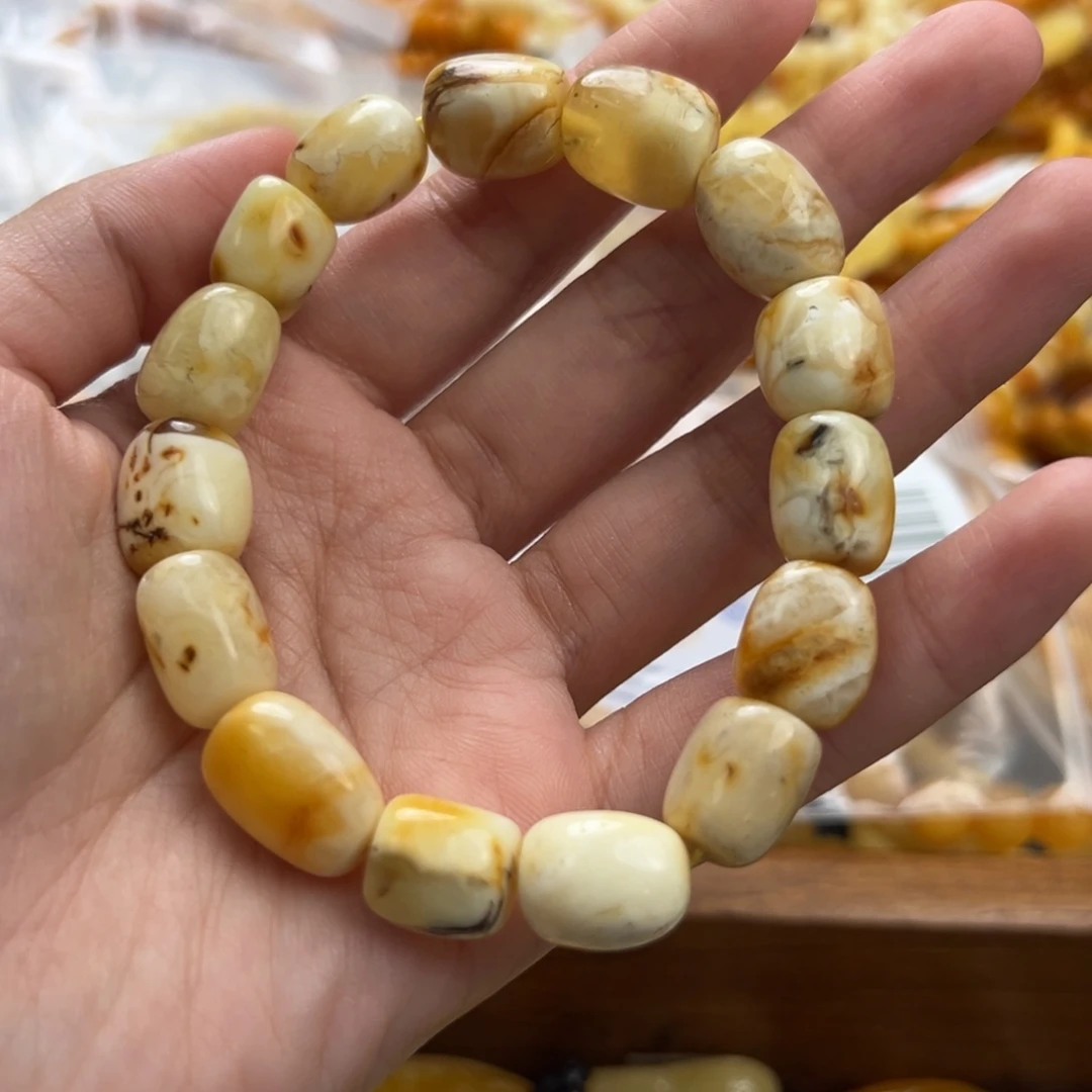 未镶嵌琥珀珠宝奇石