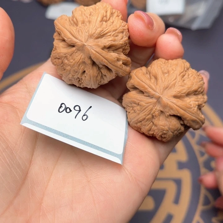 文玩核桃把件38大粗筋 0096
