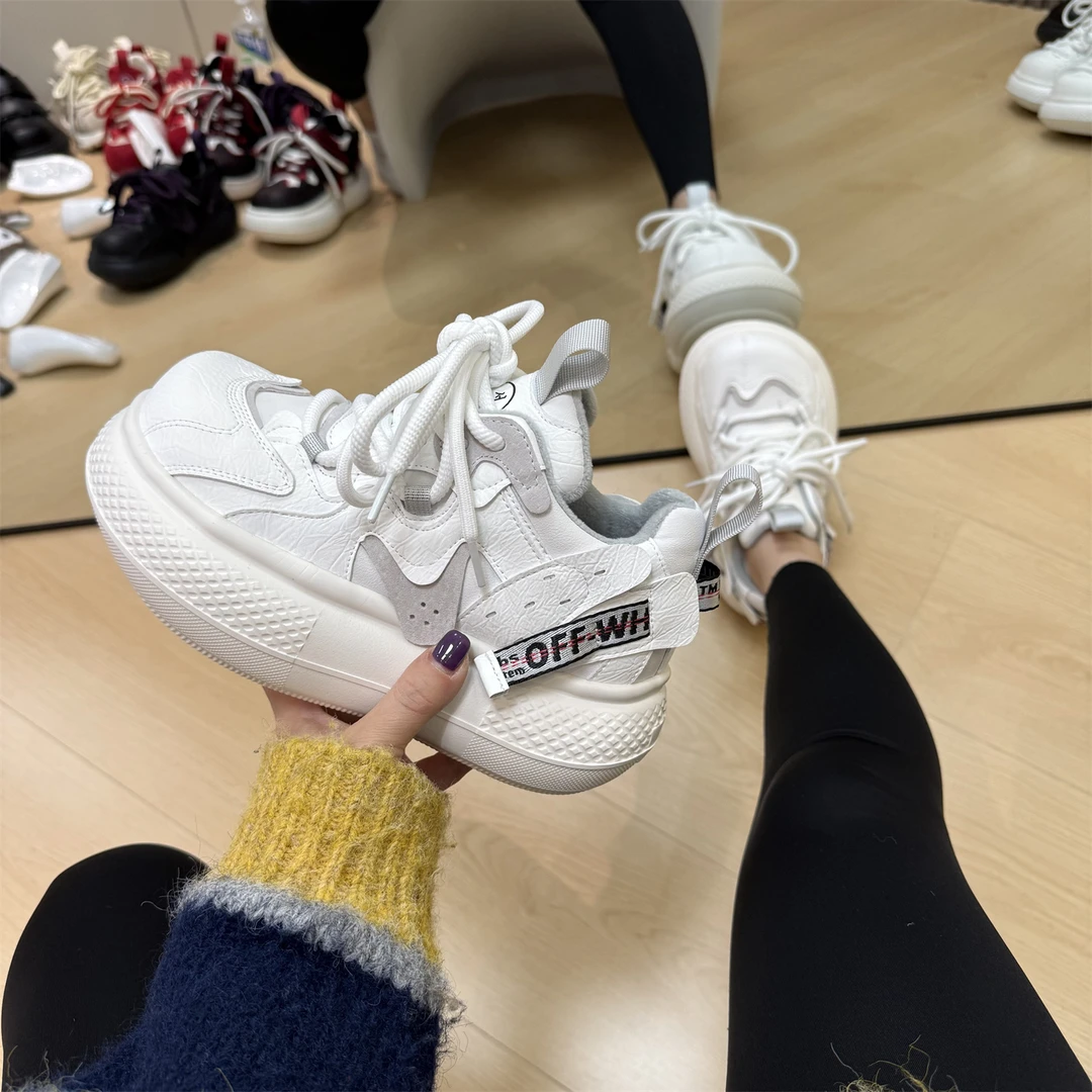 欧洲站2026早春新款厚底增高小白鞋系带复古时尚运动鞋休闲鞋女潮