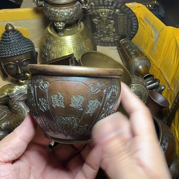 铜器摆件收收藏藏