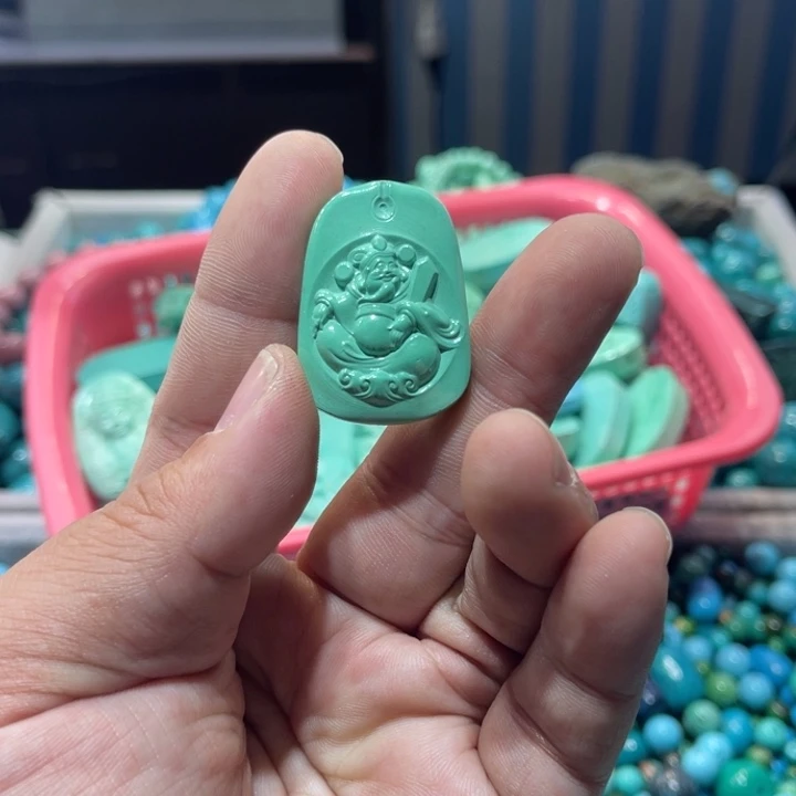 菱锰矿珠宝半成品未镶嵌