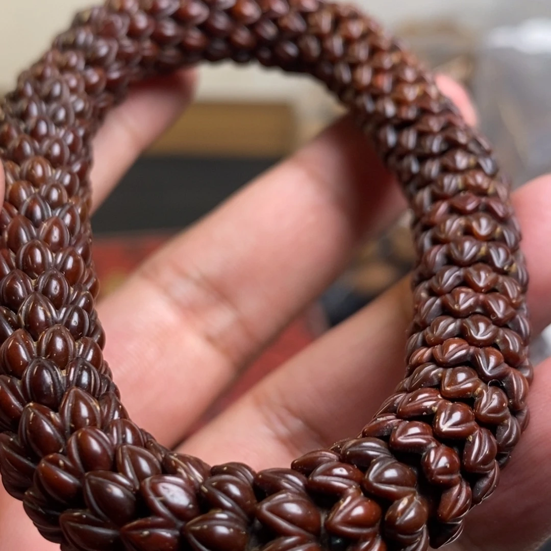 猴头核桃吊坠紫金鼠