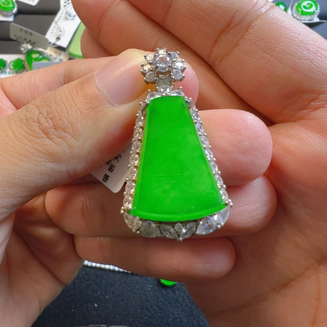 翡翠银S925镶嵌颈饰