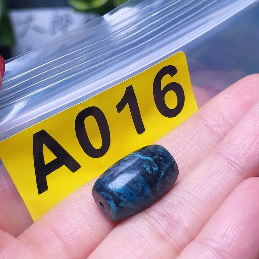 十堰原生态绿石头特色手工配饰