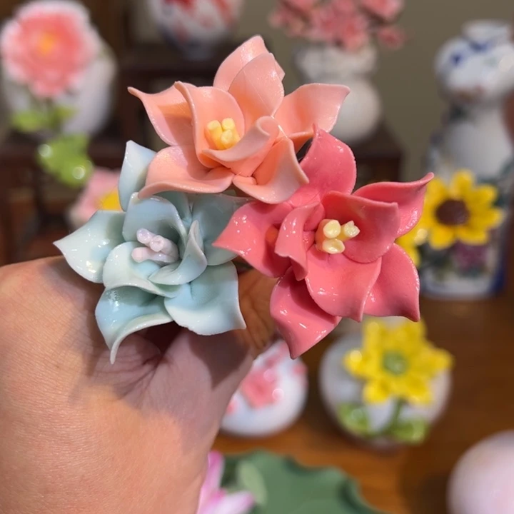 手工精致陶瓷摆件