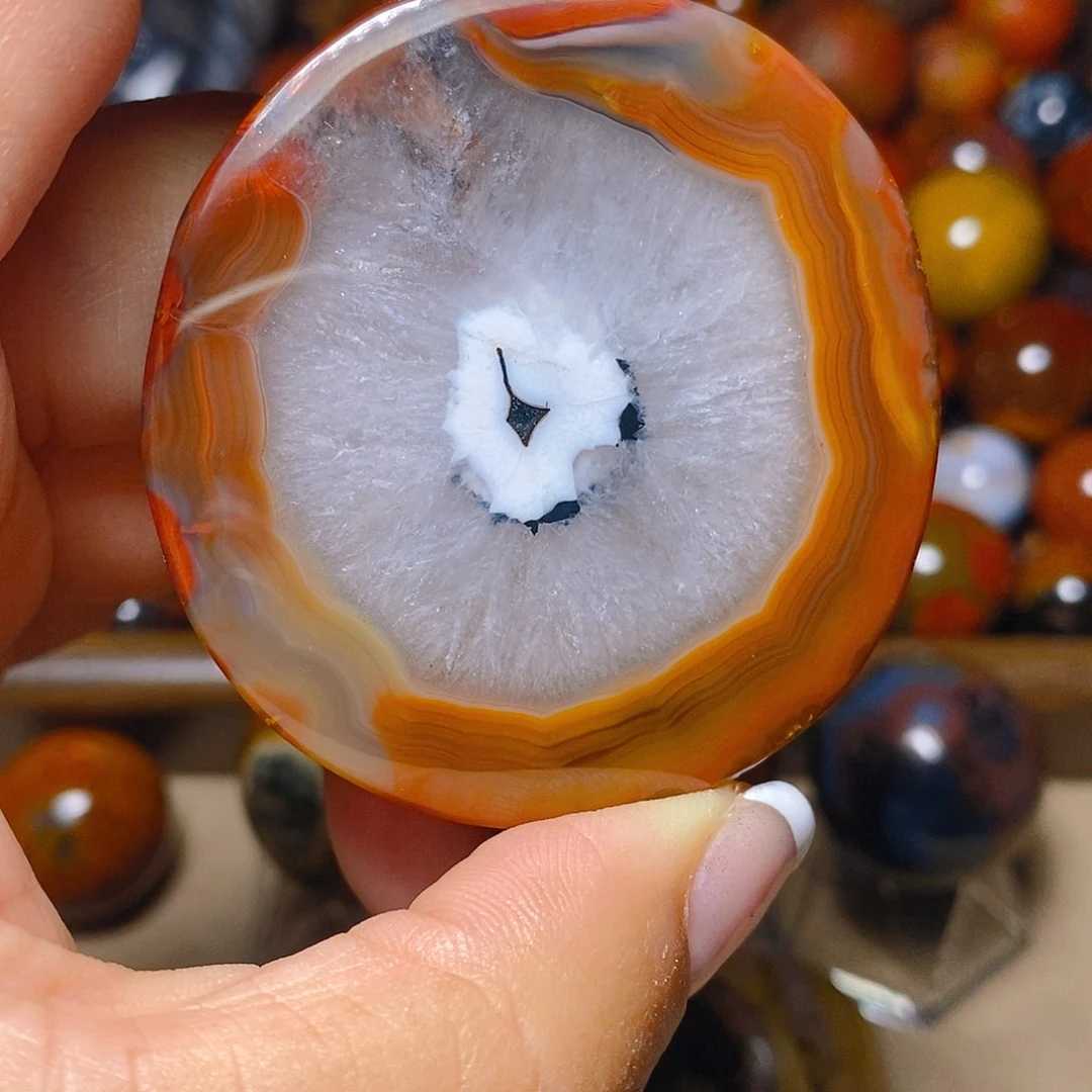 未镶嵌颈饰玛瑙/玉髓